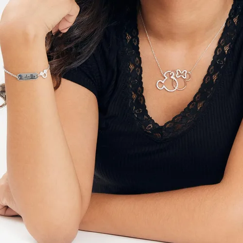 Vista 2 de Disney Joyería para mujer collar entrelazado de plata de ley con placa de oro rosa Mickey y Minnie Mouse de 18 pulgadas