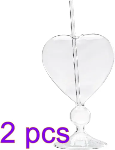 Vista 2 de BestAlice 2 vasos de Martini de vidrio de cóctel, 8 onzas, copas de cóctel creativas en forma de corazón con pajilla, copa romántica de cristal