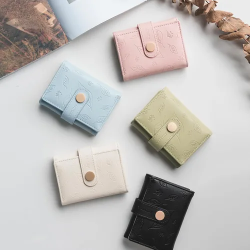 Vista 8 de Vulkitty Billetera pequeña para mujer, de piel triple con ventana de identificación, bloqueo RFID, billetera de seguridad para mujer, soporte