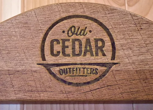 Vista 7 de Old Cedar Outfitters Soporte de pared para armas largas, rifles y escopetas con mangas protectoras, tres capacidades