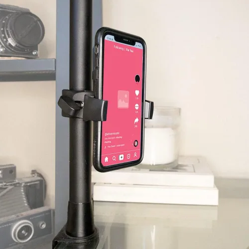 Vista 7 de ARKON Mounts Mobile Grip 5 Soporte para teléfono con abrazadera Soporte seguro con resorte Soporte de teléfono con abrazadera para cochecitos