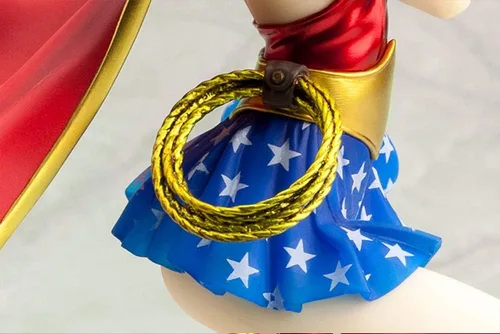 Vista 6 de Kotobukiya DC Comics: Armored Wonder Woman 2ª edición Estatua de Bishoujo Figura escala 1/7