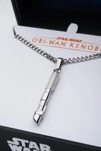 Vista 3 de STAR WARS Collar con colgante de mango de sable de luz 3D Darth Vader