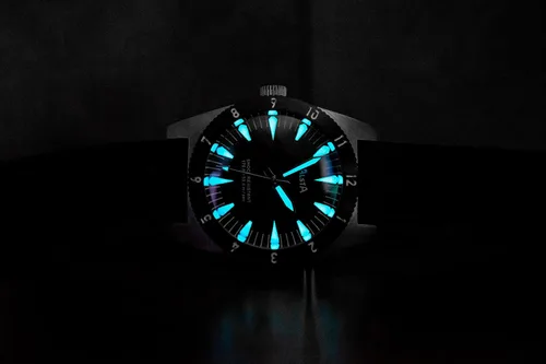 Vista 8 de Alsta Motoscaphe 120 - Reloj de motocicleta superautomático para mano izquierda con correa de cuero italiano negro Alsta Motoscaphe - Piel italiana
