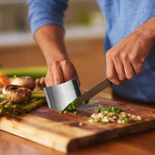 Vista 3 de 4 protectores de dedos para cortar herramientas de cocina, protectores de dedos para cortar alimentos, protector de dedos de acero inoxidable