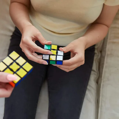 Vista 7 de Rubik's Paquete de 4 cubos para juegos Hasbro