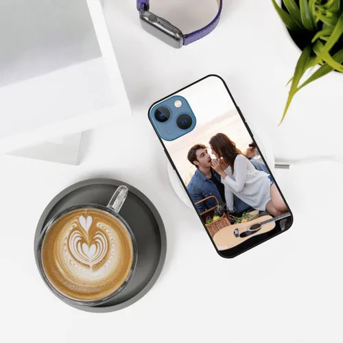 Vista 4 de Funda de teléfono con foto personalizada para iPhone 13 Mini, imagen/texto personalizados, funda negra delgada y suave, regalo único de nicho