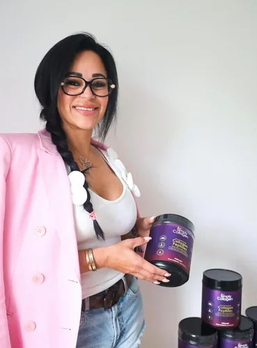 Vista 4 de Simply Collagen® Péptidos de colágeno hidrolizados en polvo alimentados con pasto, sin sabor, tipo I y III para apoyar el cabello, la piel
