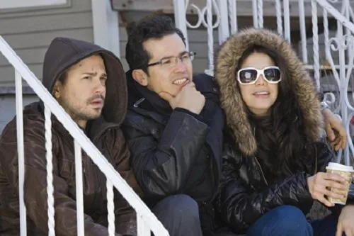 Vista 2 de Nothing Like the Holidays Blu-ray