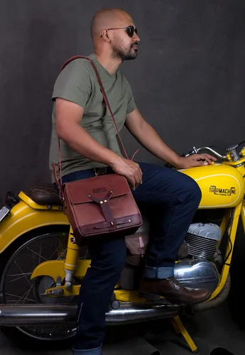 Vista 5 de Full Grain Leather Messenger Bag Handmade Vintage Unisex Cross Body Motorcycle Mount Small Saddlebag Messenger Bag With Adjustable Shoulder Strap