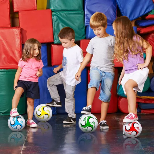 Vista 5 de Shappy 4 pelotas de fútbol tamaño 3 con bomba desinflada, pelotas de fútbol para interiores y exteriores, juego deportivo, jóvenes, adolescentes