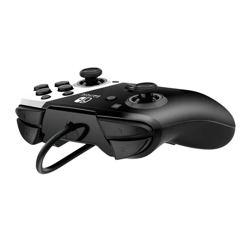 Vista 11 de PDP Gaming Faceoff Deluxe+ Wired Switch Pro Controller - Officially Licensed by Nintendo - OLED Model- BlackWhite - Nintendo Switch