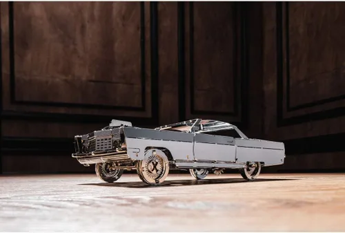 Vista 6 de Kit de modelo de coche – Kit de modelo 3D Royal Voyager – Modelo de coche retro de cuerda móvil Rompecabezas 3D para adultos – Kit de bricolaje