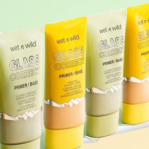 Vista 17 de wet n wild Prime Focus Glass Skin Correct Primer, acabado de cristal brillante, amarillo