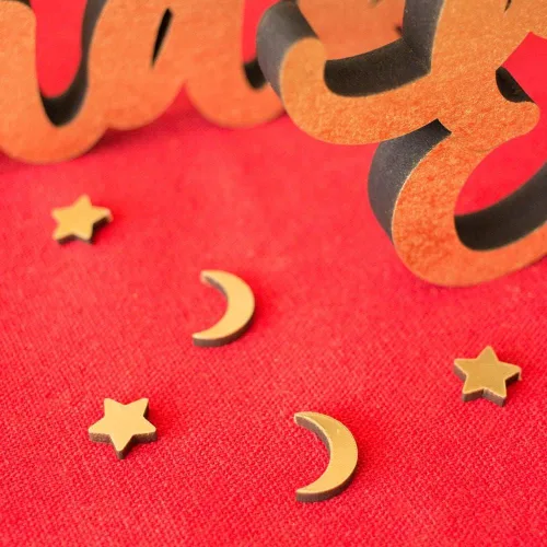 Vista 4 de Luck and Luck Confeti de mesa de estrella de luna dorada, confeti de madera, decoraciones de mesa Eid Mubarak, Confeti de mesa de oro, dispersos