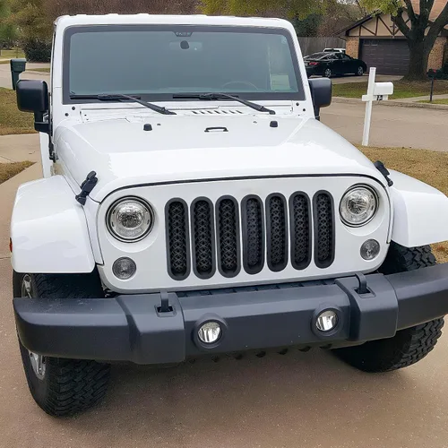 Vista 6 de Insertos de parrilla negros, cubierta de malla frontal compatible con Jeep JK Wrangler 2007-2018 y accesorios Unlimited Wrangler, malla