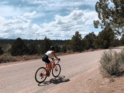 Vista 7 de Swiftwick - ASPIRE CUATRO (3 pares) calcetines de ciclismo y senderismo, ajuste de compresión