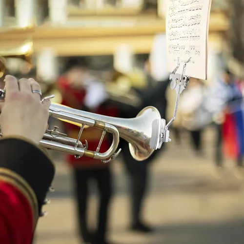 Vista 7 de Trompeta Trombón Clip de partituras Trompetista Lira Partitura Soporte de abrazadera (Plata)