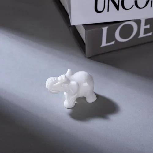 Vista 2 de Figuras de elefante con piedras preciosas de jade blanco, 1 unidad, figuras de elefante pequeño, estatuas de animales de cristal curativo talladas a