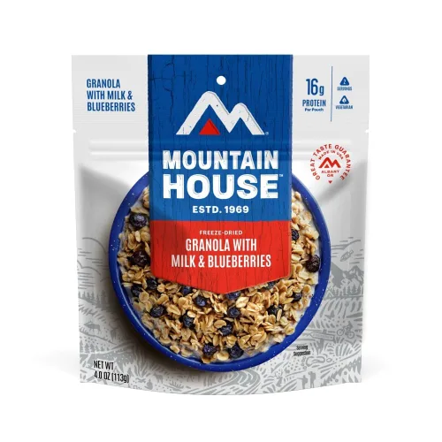 Vista 2 de Mountain House granola con leche y arándanos Comida liofilizada para mochileros y camping Pack de 6