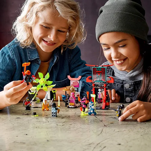 Vista 3 de LEGO NINJAGO Gamer's Market 71708 Ninja Market Kit de construcción (218 piezas)