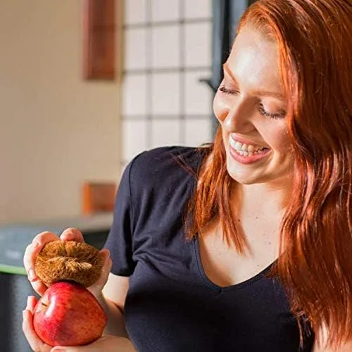 Vista 5 de Paquete de 3 cepillos para verduras Tawashi de fibra de coco natural, diseño japonés, ideal para frutas, verduras y uso doméstico con lazo