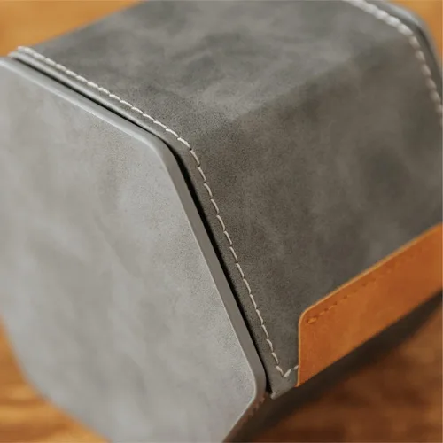 Vista 15 de Funda protectora de viaje para reloj de 1 ranura, organizador de relojes de alta calidad, con cuero vegano, almohada ajustable para cualquier reloj