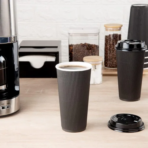 Vista 4 de Restaurantware Ripple Wall - Tazas de café de 10 unidades de 20 onzas aisladas de papel negro, borde enrollado, resistente a derrames, papel