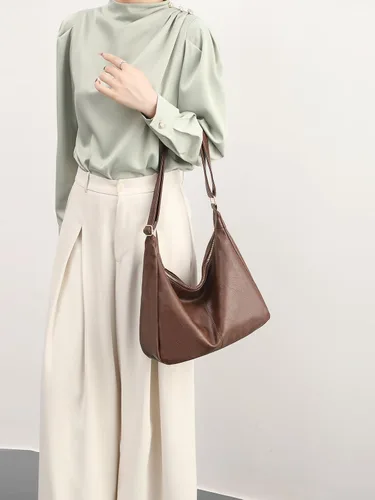 Vista 9 de NIUEIMEE ZHOU Bolsos Hobo para mujer Bolso de hombro de cuero vegano plegable Bolso de mano holgado Bolso bandolera