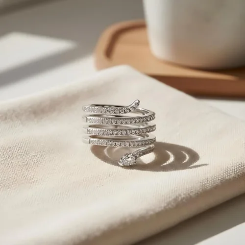 Vista 2 de SILVERCLOSEOUT Anillo de serpiente envolvente ancho de plata de ley con circonita (talla 4-9)