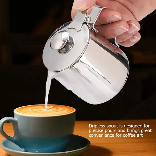 Vista 3 de Gavigain Taza de café de acero inoxidable jarra de espuma de leche con tapa para arte de café con leche (33.8 fl oz)