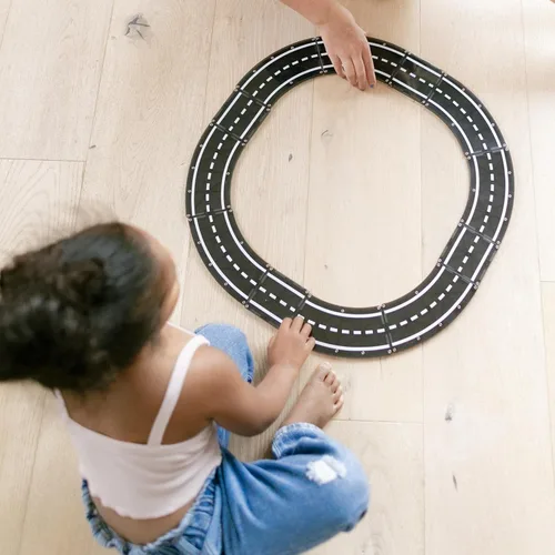 Vista 4 de MAGNA-TILES XTRAS: Carreteras Juego de Construcción Magnética de 12 Piezas, La Marca ORIGINAL de Construcción Magnética
