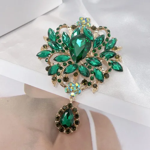 Vista 4 de Broche de diamantes de imitación de cristal austriaco para novia, vintage, flores elegantes para mujeres y hombres, broches de tono dorado