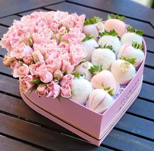 Vista 2 de UNIKPACKAGING Juego de 3, flores en forma de corazón/cajas de regalo (rosa)
