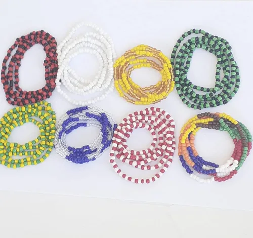 Vista 2 de 8 Collares de Santeria Siete Potencias Africanas Elegua Chango Obatala Yemaya Oshun Ogun Oshun 7 poderes africanos collar de cuentas IFA Hilo Cristal