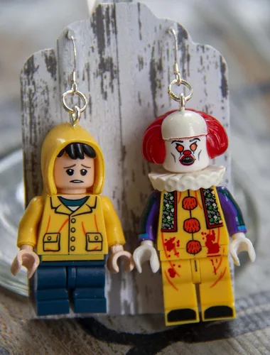 Vista 2 de Pendientes de payaso aterrador de plata de ley con ganchos de película de terror para Halloween