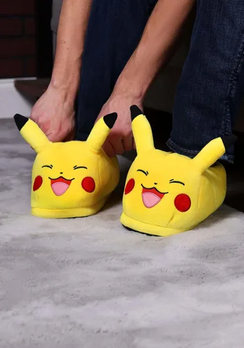 Vista 2 de Pokémon Pikachu - Pantuflas para adultos SM, Amarillo