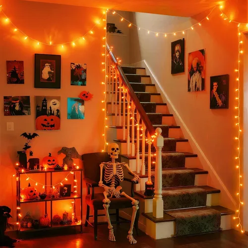 Vista 4 de JMEXSUSS 150 luces LED naranjas de Halloween para interiores y exteriores, luces de Navidad en cadena enchufables para interiores, 8 modos de luces
