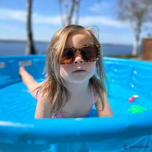 Vista 7 de COCOSAND Lentes de sol polarizados para niños, protección UV 400, retro, cuadrados, futuristas, para jóvenes, adolescentes, niños y niñas de 5 a 12