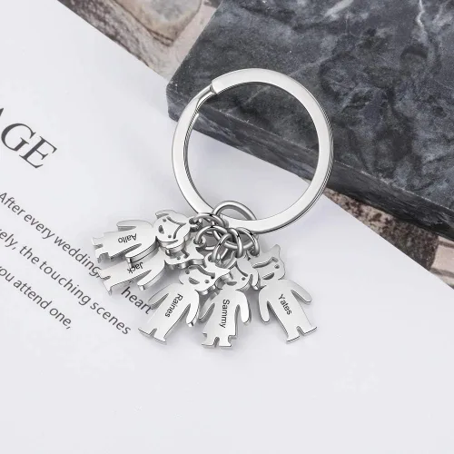 Vista 4 de Llavero personalizado para hombres y mujeres con 1-6 dijes para niños