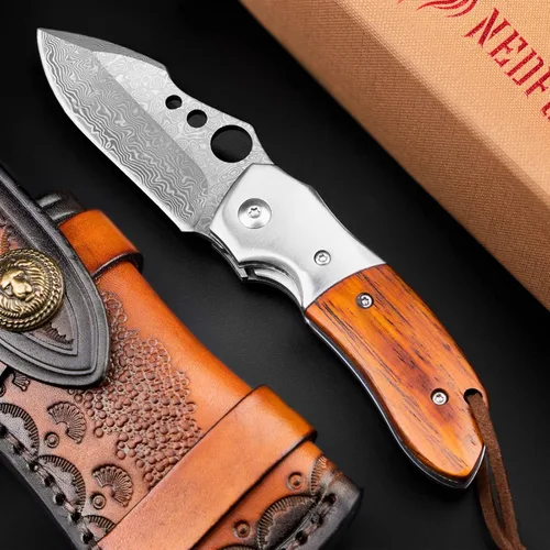 Vista 5 de NedFoss Navaja de bolsillo de Damasco para hombres, navaja de bolsillo forjada a mano con hoja de acero VG10 de Damasco con mango de madera, clip