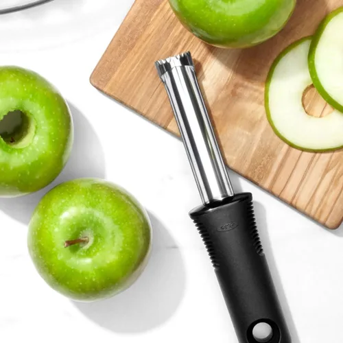 Vista 4 de OXO Descorazonador de manzana Good Grips