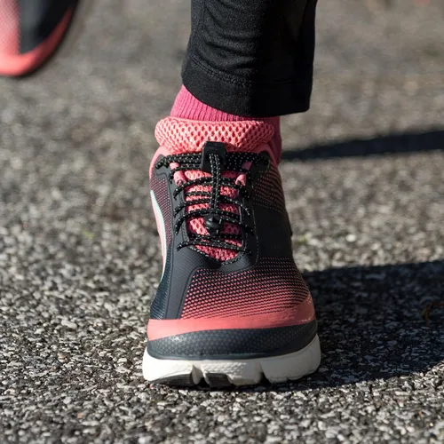 Vista 6 de Nathan Cordones elásticos sin ataduras para correr y deportes activos