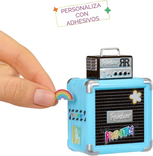Vista 3 de Rainbow High Jr High Rock Band - Skyler, muñeca de moda azul de 9 pulgadas con micrófono más soporte y amplificador, personalizable con calcomanías