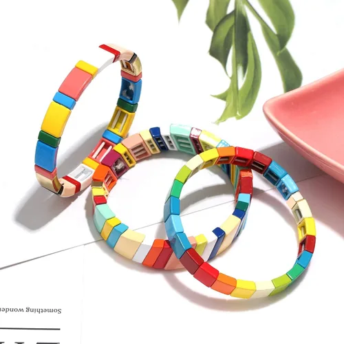 Vista 3 de Juego de pulseras de azulejos esmaltados para mujer, diseño de bloques de color arcoíris, pulsera elástica esmaltada colorida, pulsera elástica