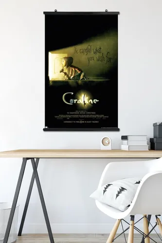 Vista 5 de Trends International Coraline - Póster de pared de una hoja con texto en inglés «Be Careful», 34 pulgadas de largo x 22.4 pulgadas de ancho, paquete