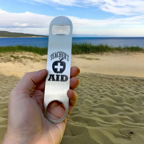 Vista 5 de Bottle Opener - Teacher's Aid