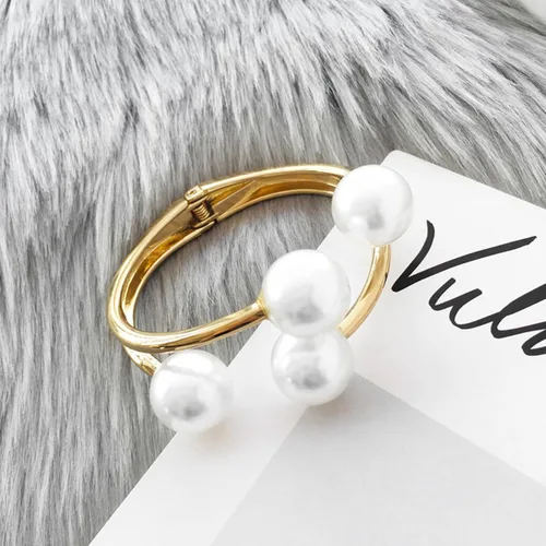 Vista 6 de Long tiantian Brazalete de perlas doradas para mujer, pulsera asimétrica para muñeca, simple y a la moda, regalo para niñas