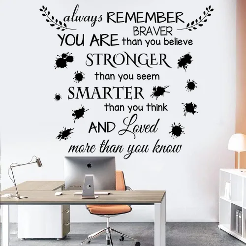 Vista 2 de Calcomanía de pared con texto en inglés «Always Remember You are Braver» (texto en inglés «Always Remember You are Braver») de vinilo extraíble