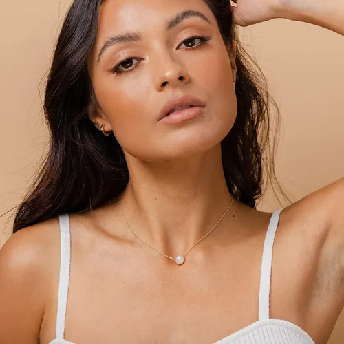 Vista 2 de PAVOI Collar de perlas individuales cultivadas en agua dulce AAA+ seleccionadas a mano Collares de oro para mujer, Perla